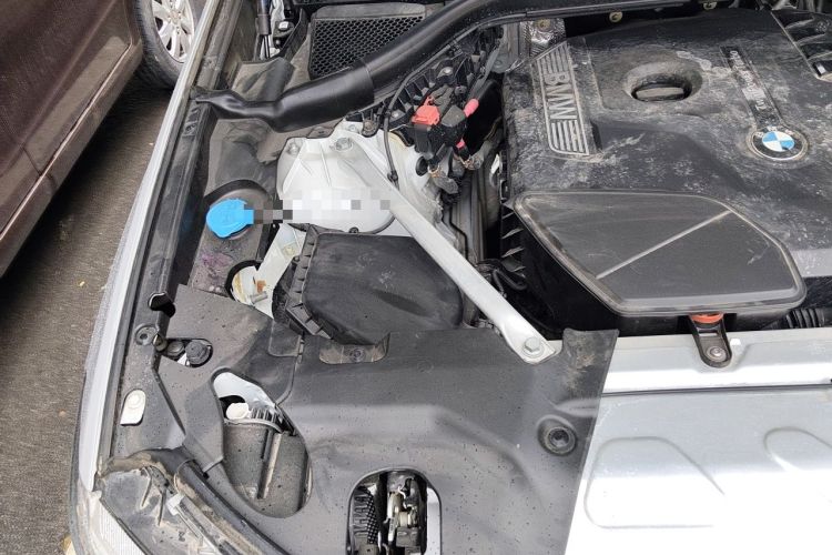 Used BMW X3 2021 xDrive25i M Sport Package Engine Bay Right