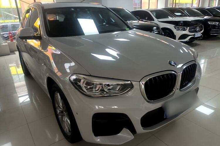 Used BMW X3 2021 xDrive25i M Sport Package Front Right 45 Deg