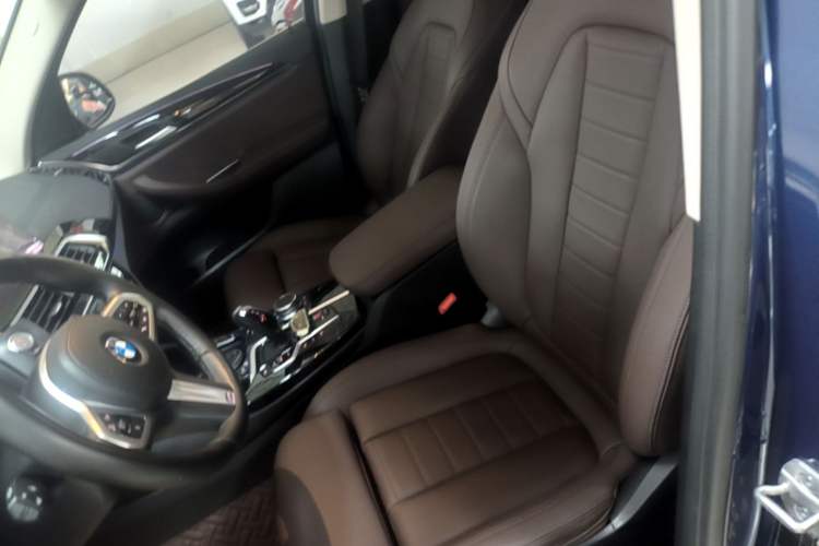 Used BMW X3 2021 xDrive25i M Sport Package Left Front Seat