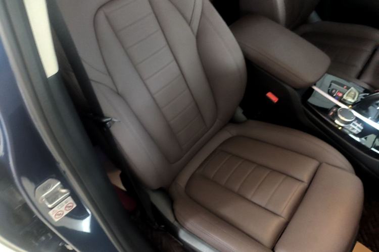 Used BMW X3 2021 xDrive25i M Sport Package Right Front Seat