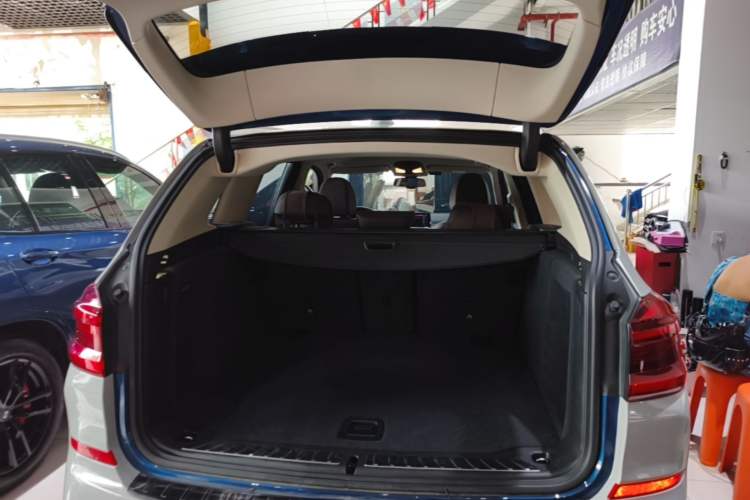 Used BMW X3 2021 xDrive25i M Sport Package Trunk