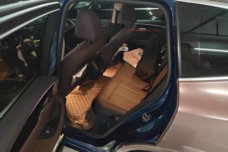 Used BMW X3 2021 Restyled xDrive25i M Sport Package Left Rear Seat