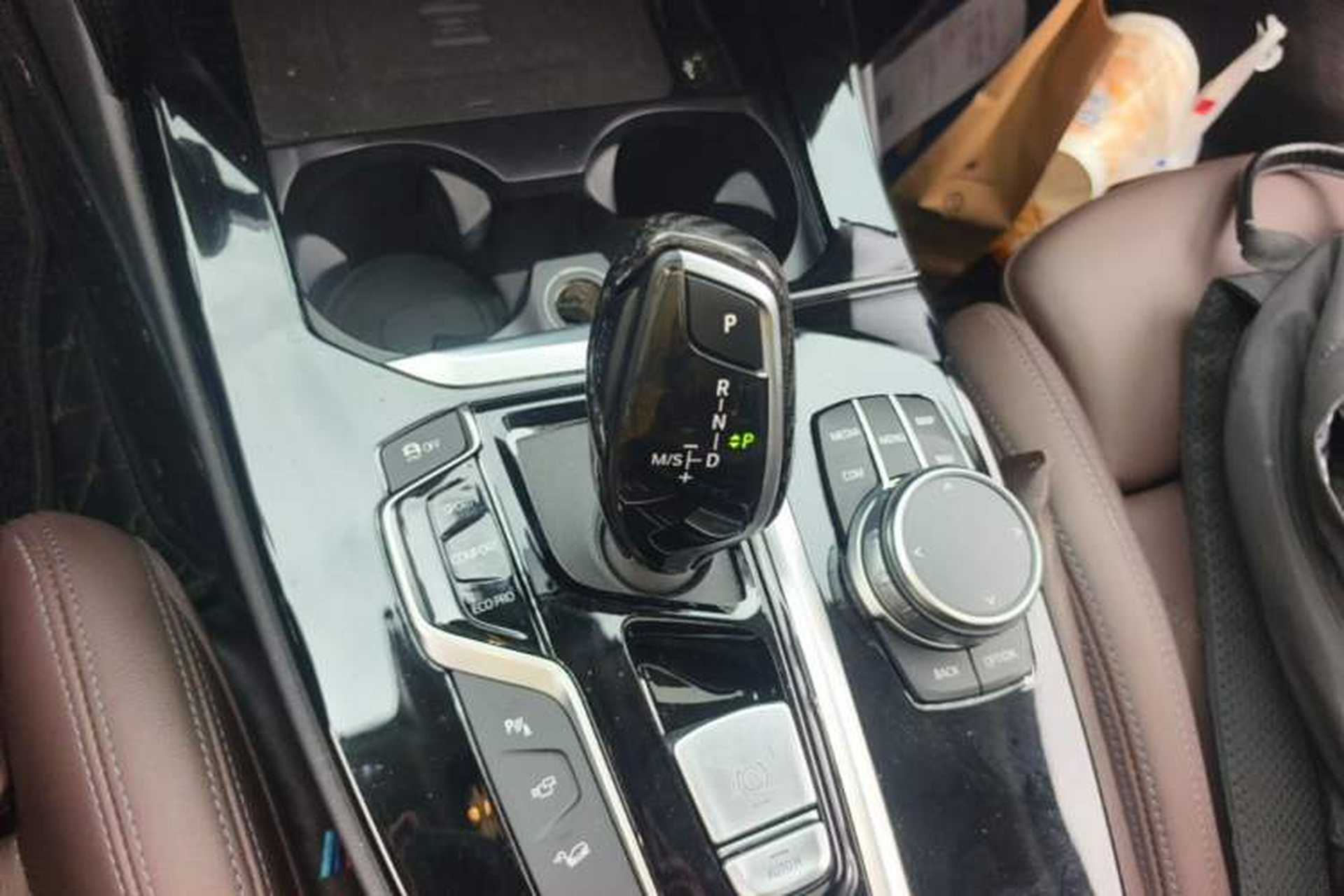 Used BMW X3 2021 xDrive30i Luxury Model with M Sport Package Gear Lever