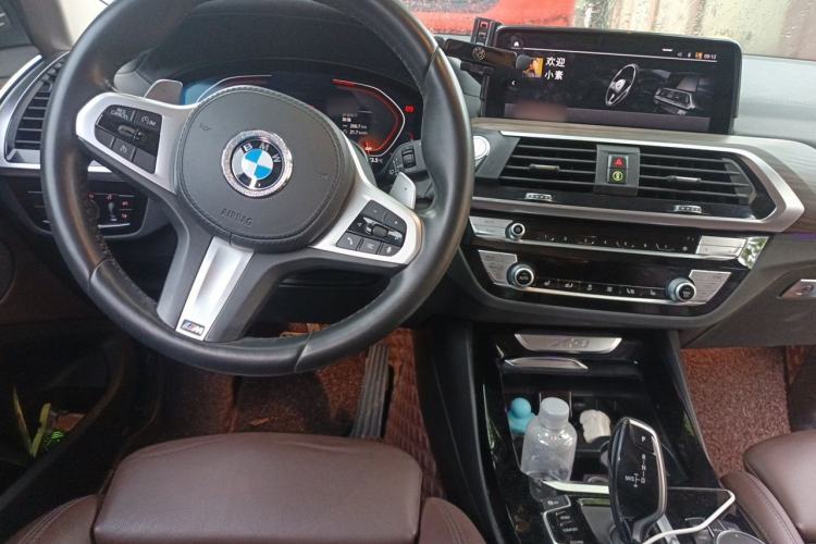 Used BMW X3 2021 xDrive28i M Sport Package Center Console