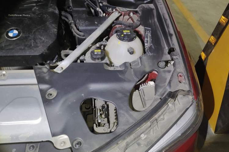 Used BMW X3 2021 xDrive28i M Sport Package Engine Bay Left