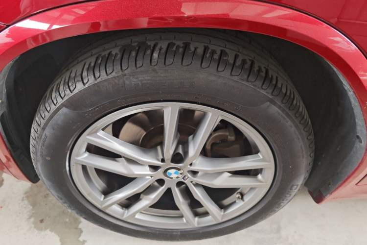 Used BMW X3 2021 xDrive25i M Sport Package Left Front Wheel Hub