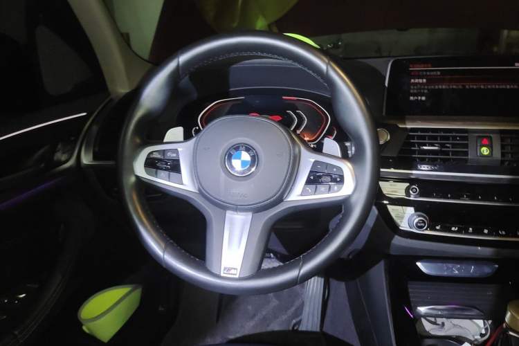 Used BMW X3 2021 xDrive28i M Sport Package Steering Wheel