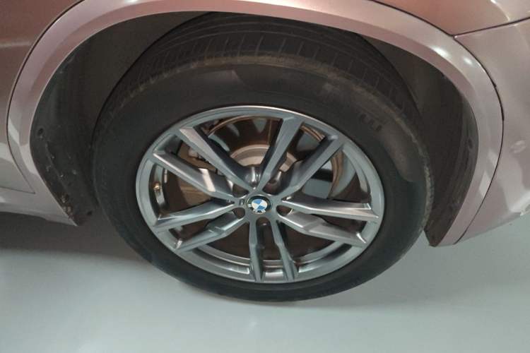 Used BMW X3 2021 Restyled xDrive25i M Sport Package Right Front Wheel Hub
