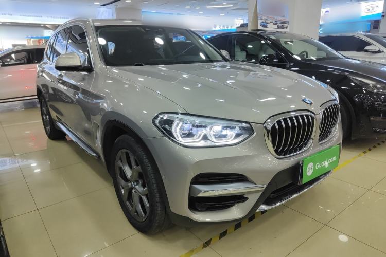Used BMW X3 2021 xDrive28i Luxury Package Front Right 45 Deg