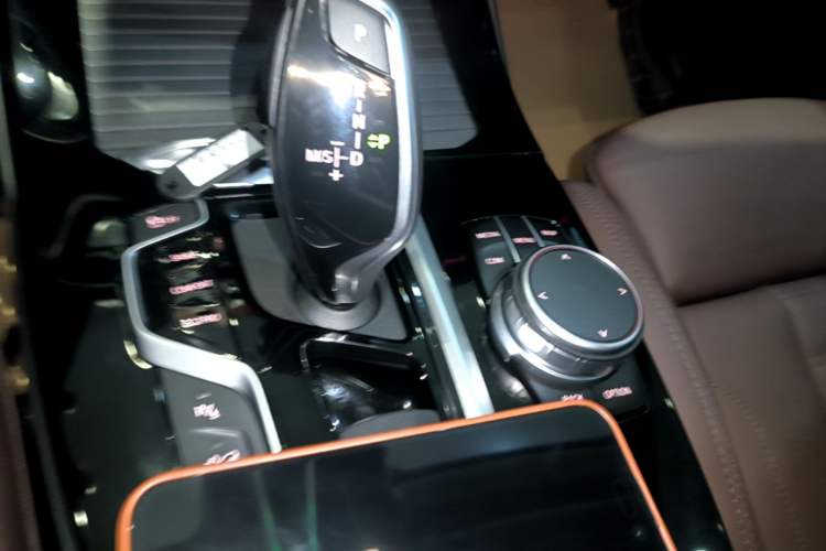 Used BMW X3 2021 xDrive28i Luxury Package Gear Lever