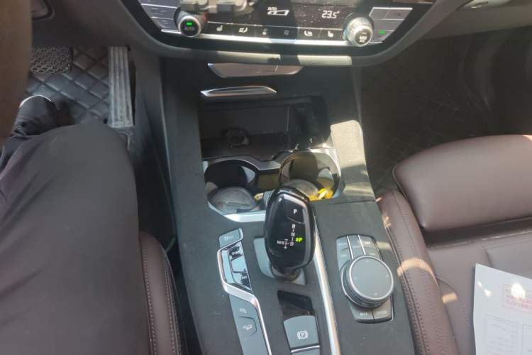 Used BMW X3 2021 xDrive28i Luxury Package Gear Lever