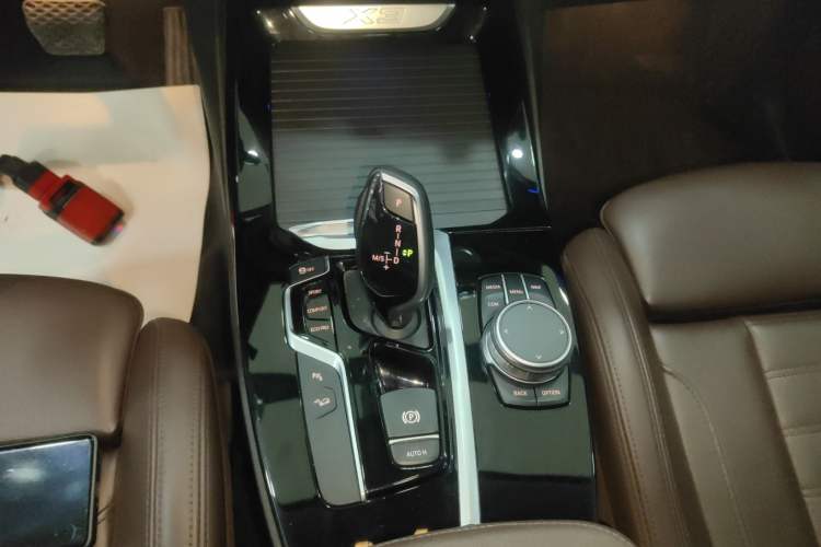 Used BMW X3 2021 xDrive28i Luxury Package Gear Lever
