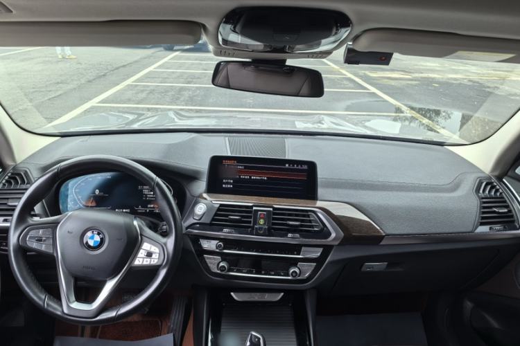 Used BMW X3 2021 Facelift xDrive28i Luxury Package Interior 1
