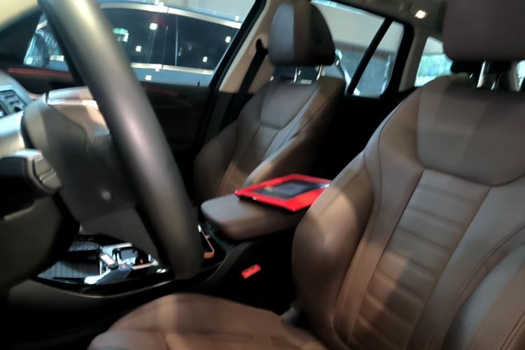 Used BMW X3 2021 xDrive28i Luxury Package Left Front Seat