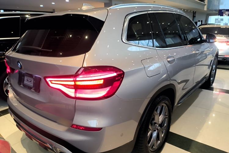 Used BMW X3 2021 xDrive28i Luxury Package Rear Right 45 Deg