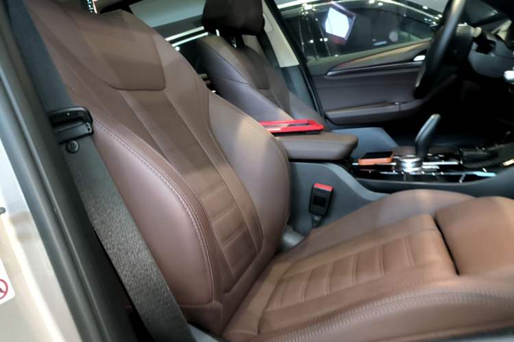 Used BMW X3 2021 xDrive28i Luxury Package Right Front Seat