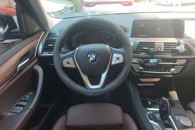 Used BMW X3 2021 xDrive28i Luxury Package Steering Wheel