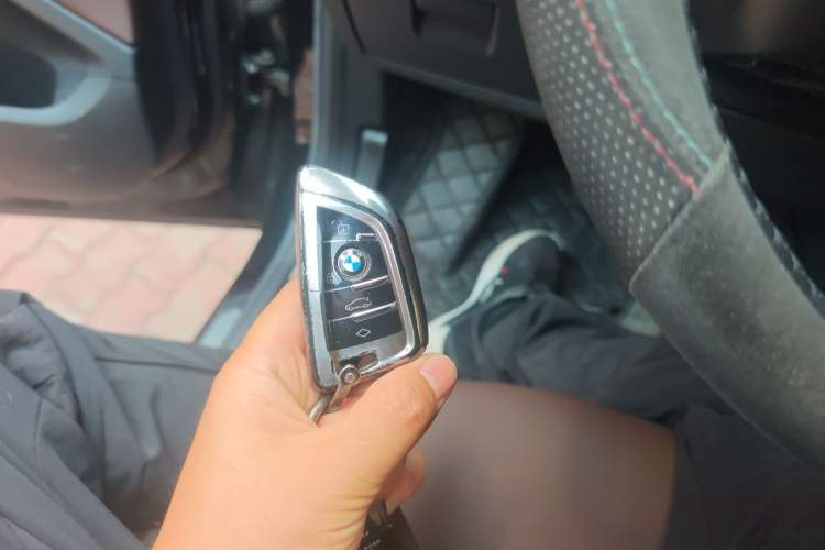 Used BMW X3 2021 xDrive28i Luxury Package Vehicle Key