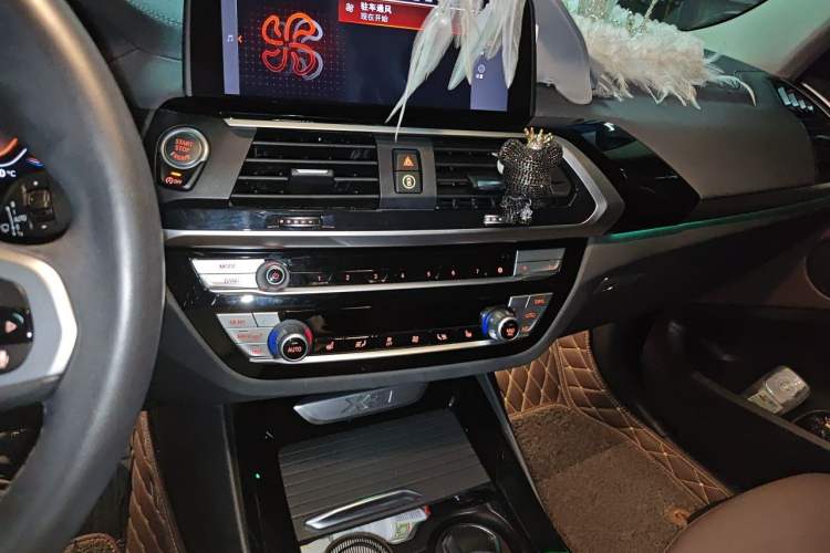 Used BMW X3 2021 xDrive25i M Sport Package Audio And AC Panel