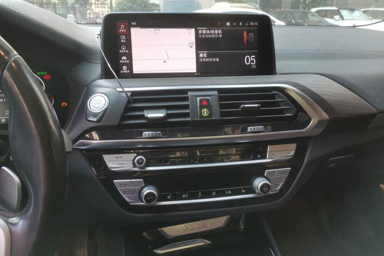 Used BMW X3 2021 xDrive25i Luxury Package Audio And AC Panel