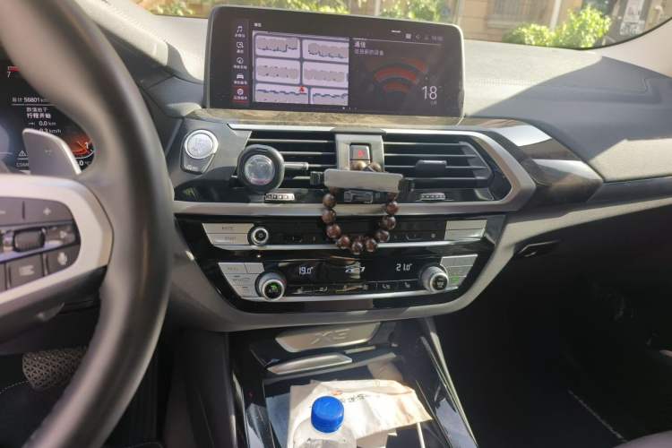 Used BMW X3 2021 xDrive30i Luxury Model with M Sport Package Audio And AC Panel