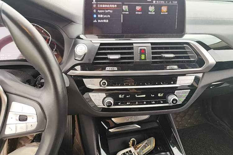 Used BMW X3 2021 xDrive25i Luxury Package Audio And AC Panel