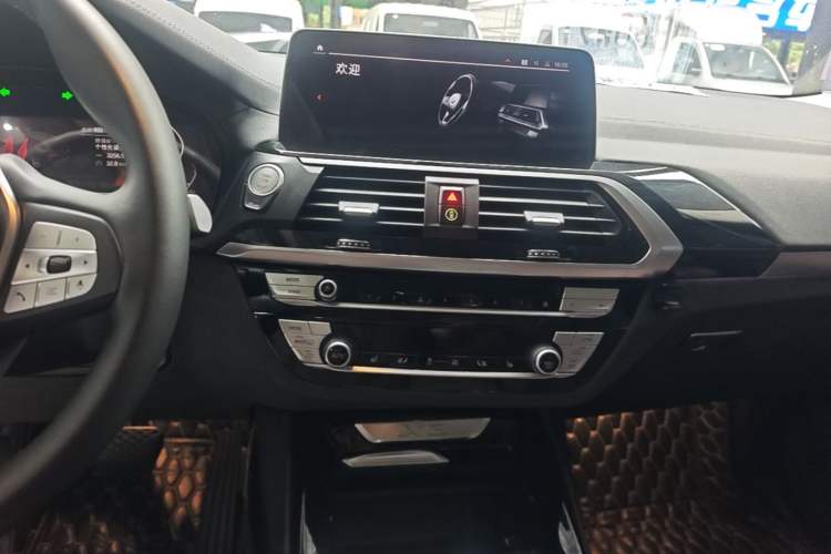 Used BMW X3 2021 xDrive25i Luxury Package Audio And AC Panel