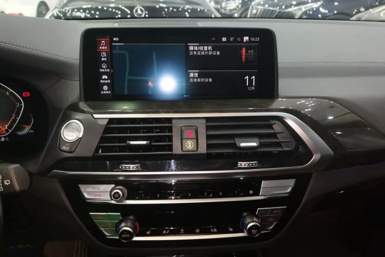 Used BMW X3 2021 xDrive30i Luxury Model with M Sport Package Audio And AC Panel