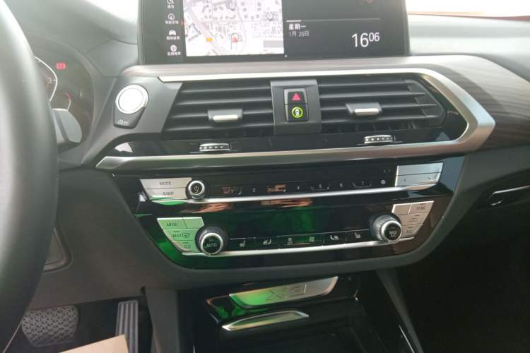 Used BMW X3 2021 xDrive28i M Sport Package Audio And AC Panel
