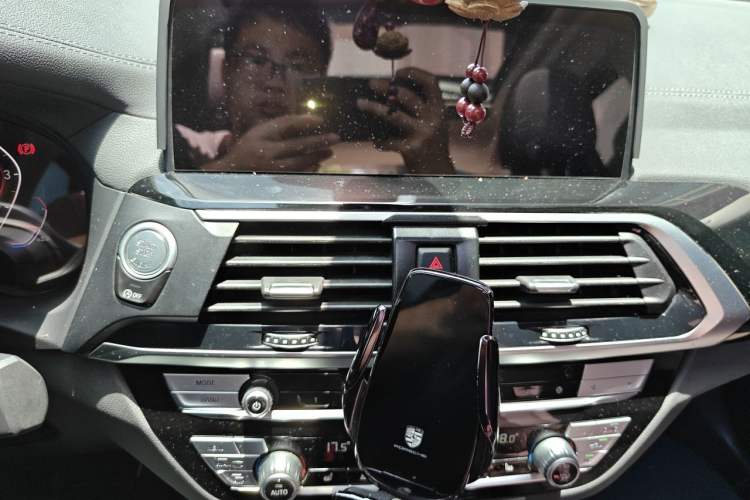 Used BMW X3 2021 xDrive25i M Sport Package Audio And AC Panel
