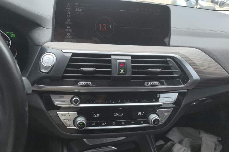 Used BMW X3 2021 xDrive28i M Sport Package Audio And AC Panel