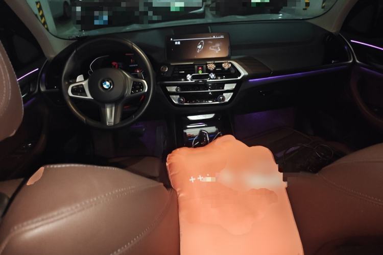 Used BMW X3 2021 xDrive28i M Sport Package Center Console