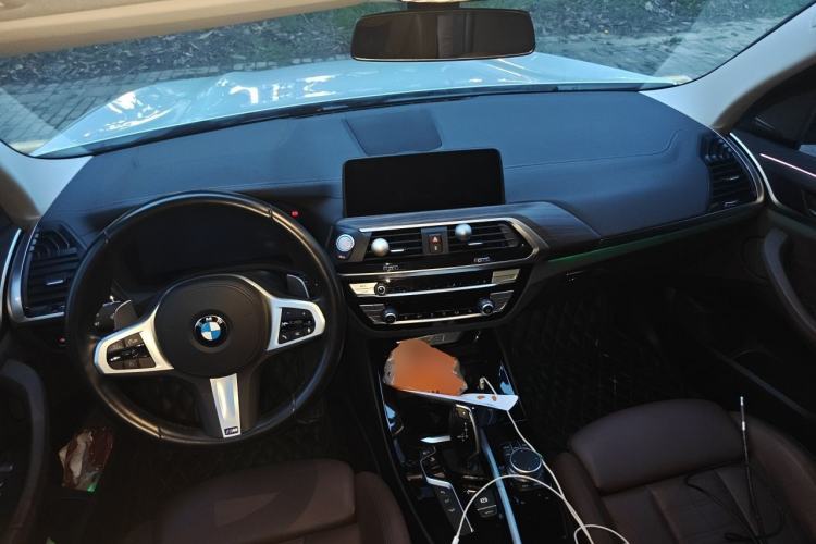 Used BMW X3 2021 xDrive28i M Sport Package Center Console
