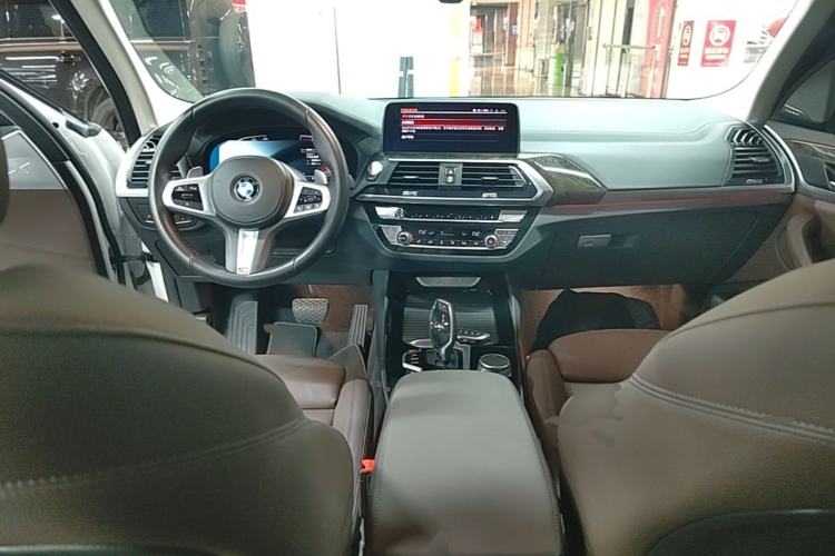 Used BMW X3 2021 Restyled xDrive30i Leading Edition M Sport Package Center Console
