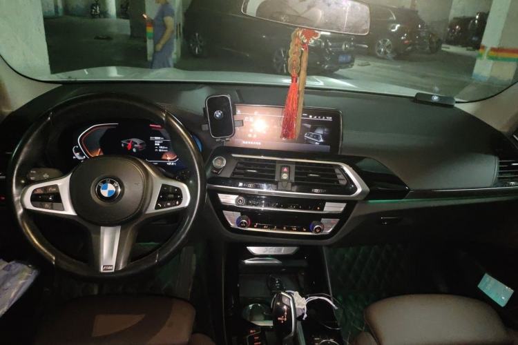 Used BMW X3 2021 xDrive25i M Sport Package Center Console