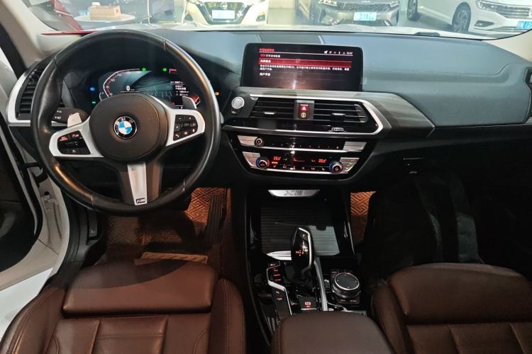 Used BMW X3 2021 xDrive28i M Sport Package Center Console