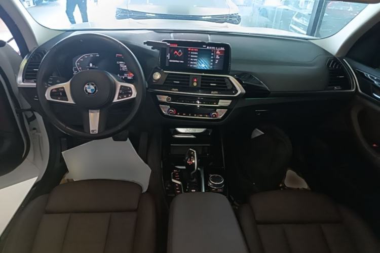 Used BMW X3 2021 xDrive25i M Sport Package Center Console