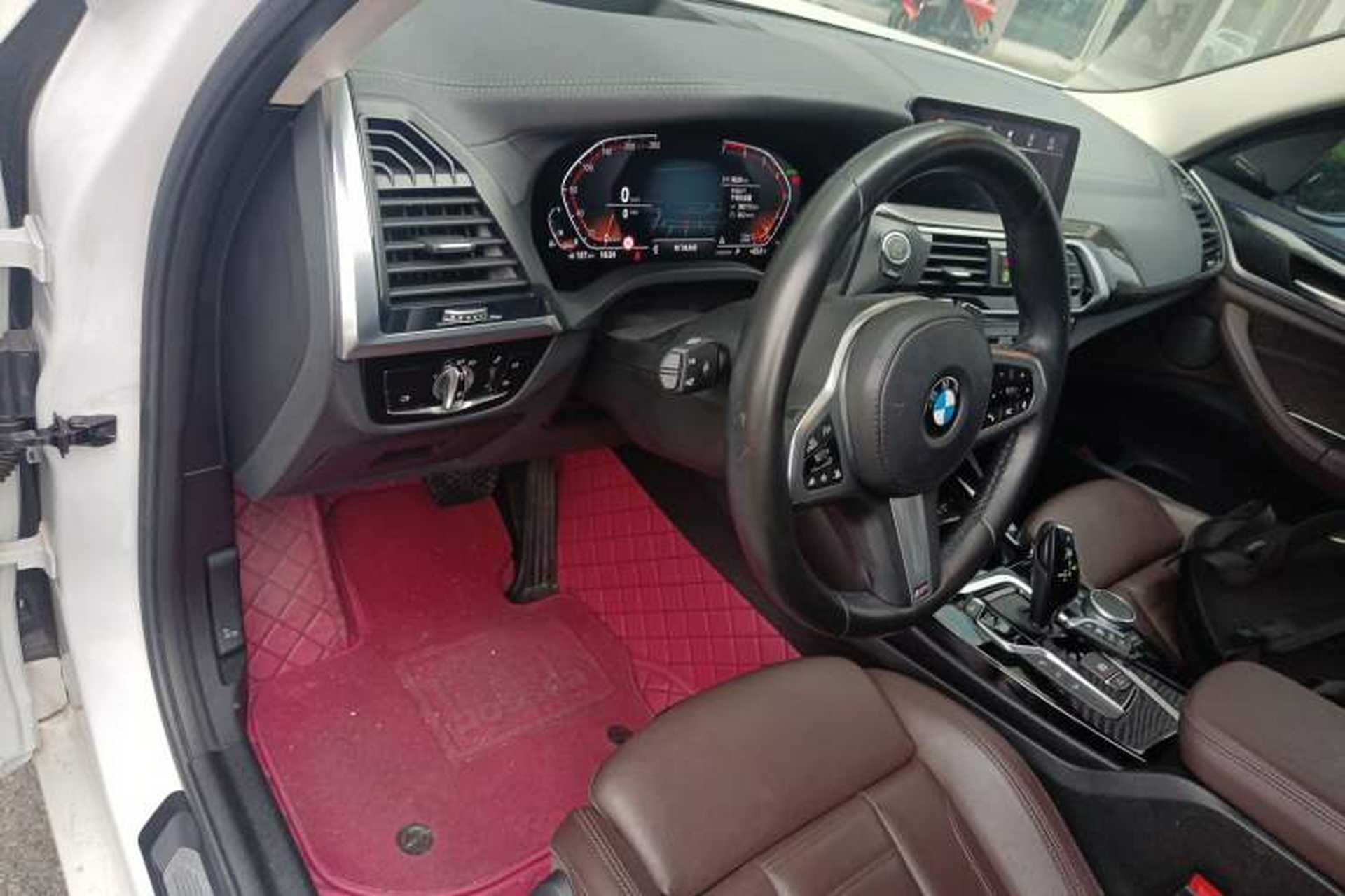 Used BMW X3 2021 xDrive30i Luxury Model with M Sport Package Center Console