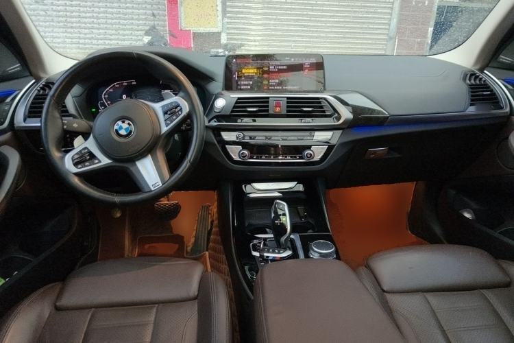 Used BMW X3 2021 xDrive30i Luxury Model with M Sport Package Center Console