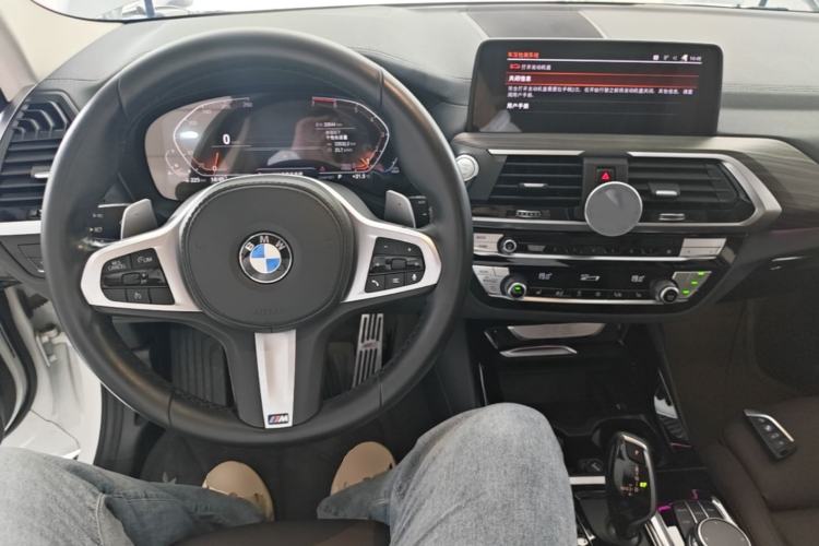 Used BMW X3 2021 xDrive28i M Sport Package Center Console