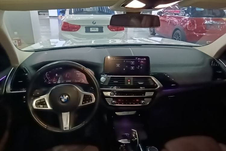 Used BMW X3 2021 xDrive25i M Sport Package Center Console