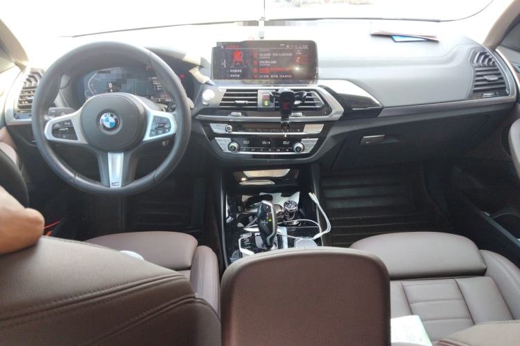 Used BMW X3 2021 Restyled xDrive25i M Sport Package Center Console