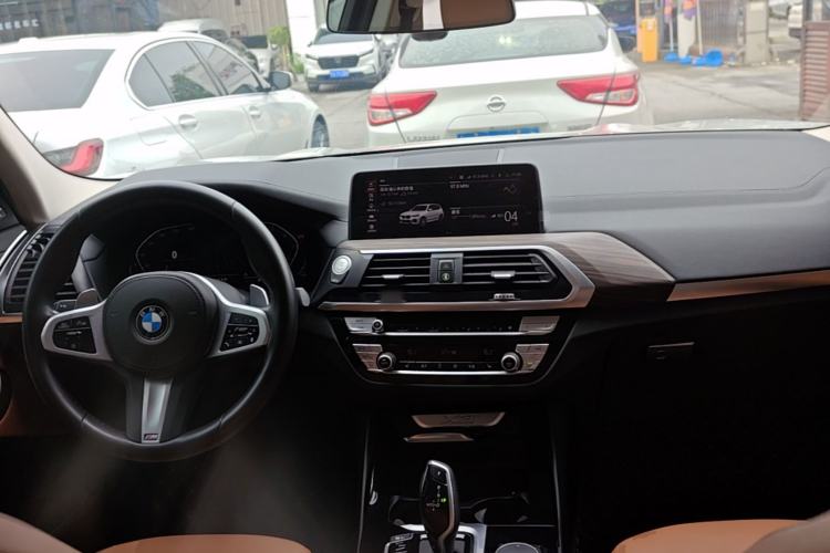 Used BMW X3 2021 Facelift xDrive28i M Sport Package Center Console