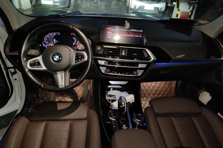 Used BMW X3 2021 xDrive25i M Sport Package Center Console