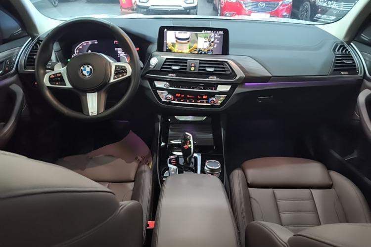 Used BMW X3 2021 xDrive28i M Sport Package Center Console