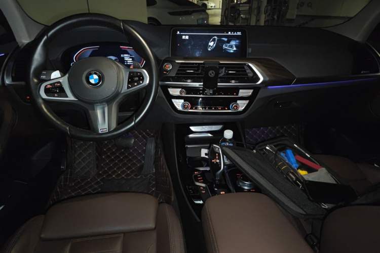 Used BMW X3 2021 xDrive28i M Sport Package Center Console