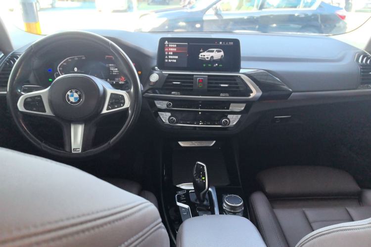Used BMW X3 2021 xDrive25i M Sport Package Center Console