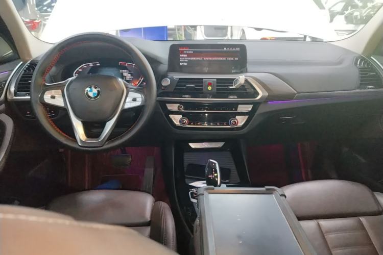 Used BMW X3 2021 xDrive28i Luxury Package Center Console
