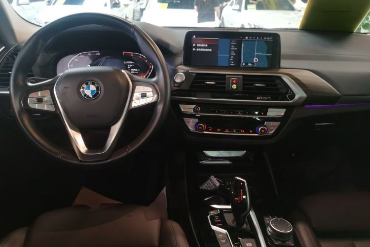Used BMW X3 2021 Facelift xDrive28i Luxury Package Center Console