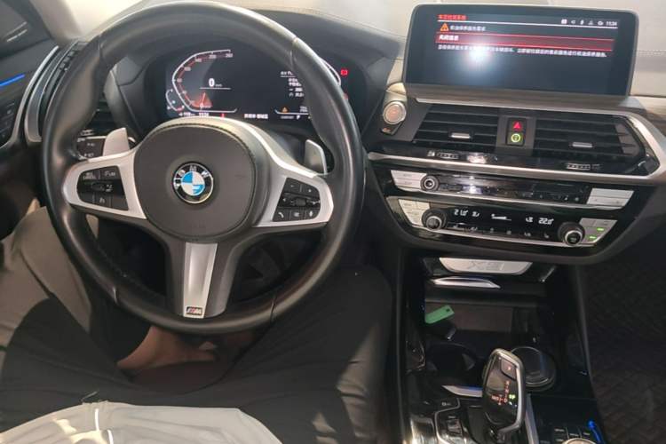 Used BMW X3 2021 Facelift xDrive28i M Sport Package Center Console